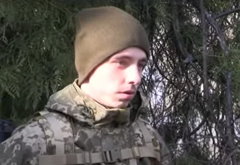 підписав "Контракт 18-24"