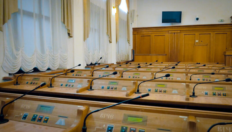 Депутати не прийшли