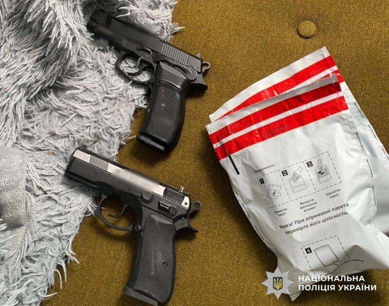 У Кропивницькому неповнолітні стріляли по вікнах дитсадка