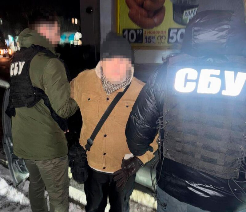 викрили на хабарництві посадовця Кропивницької митниці