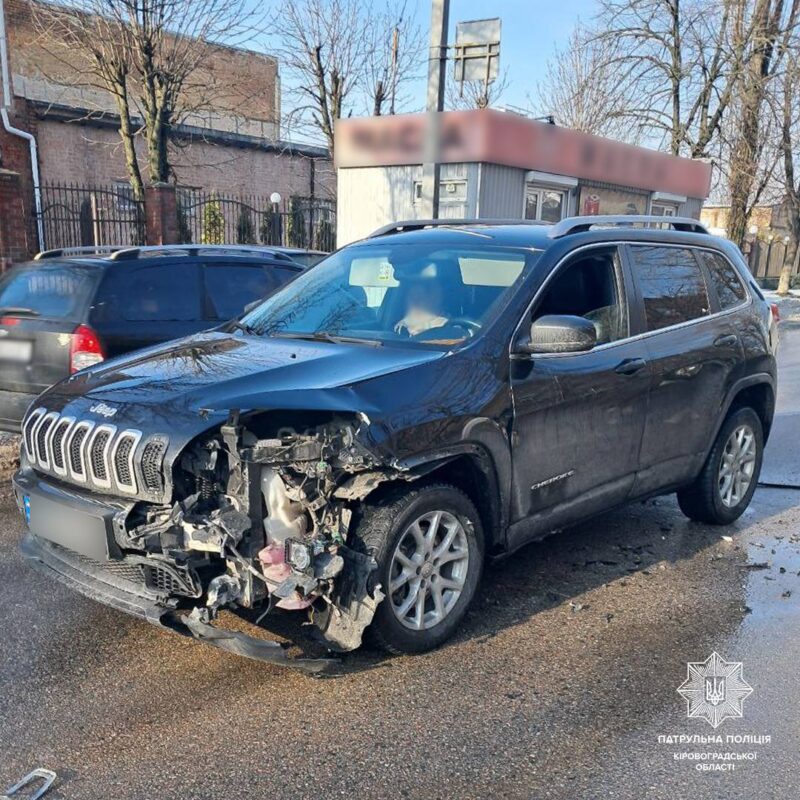 У Кропивницькому сталася ДТП за участі двох автівок