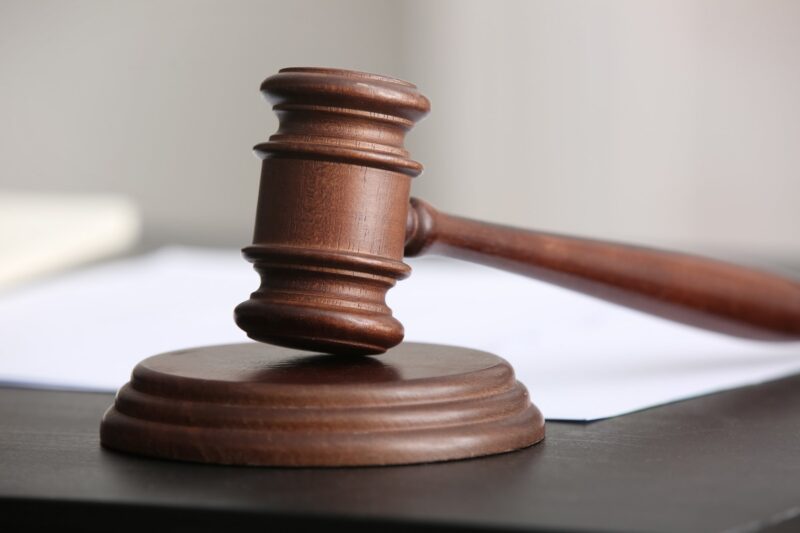 У Новоукраїнці чоловік переїхав батька на смерть