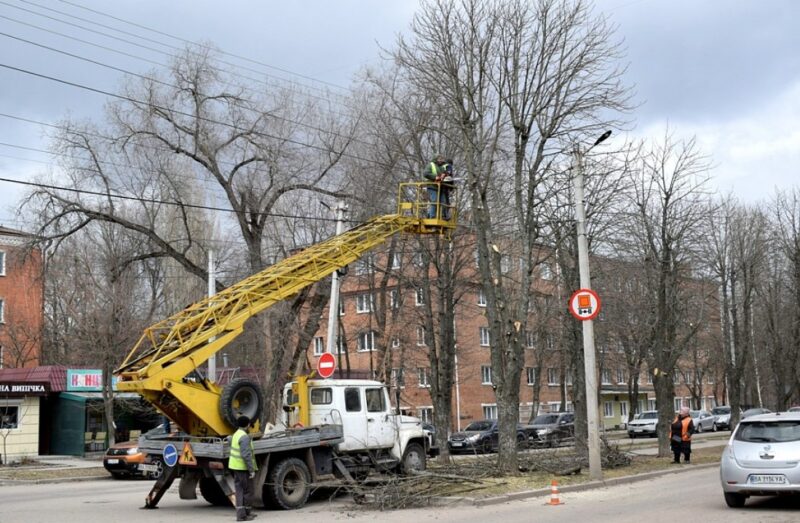 Облаштування Алеї Слави у Кропивницькому