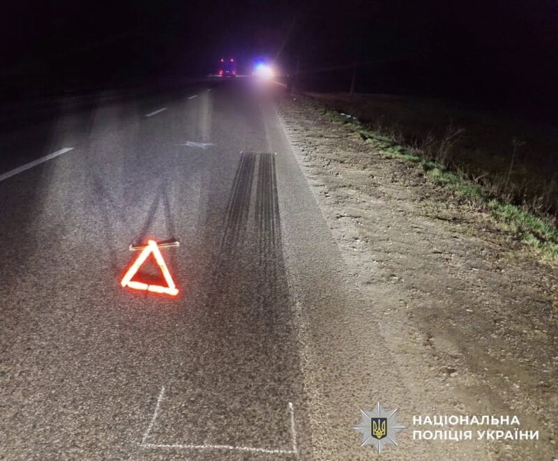 У Новоукраїнському районі вантажівка переїхала чоловіка