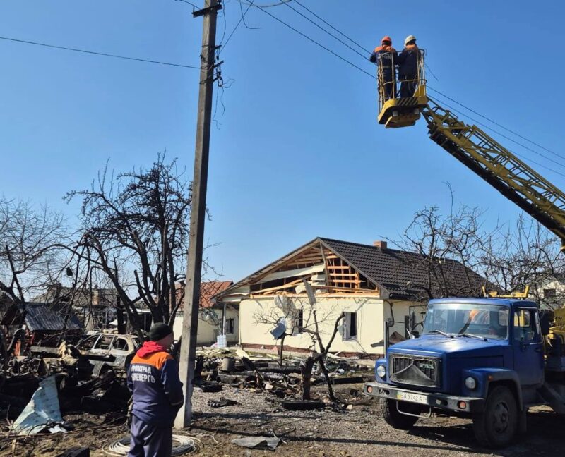 Три будинки зруйновані у Знам'янці