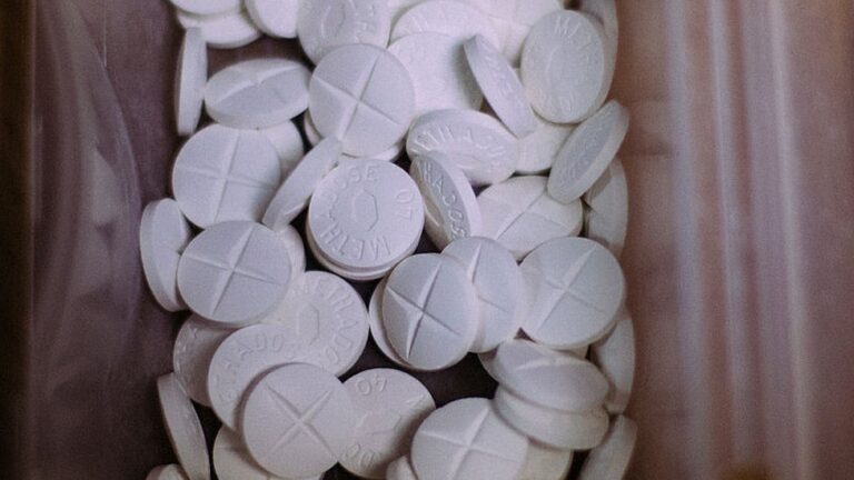 У Знам’янці чоловіка взяли під варту за продаж метадону