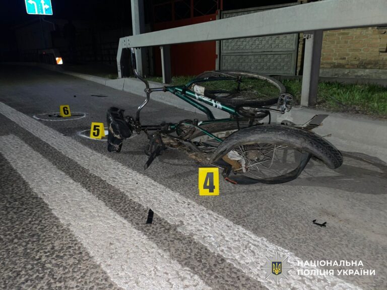 У Знам'янській громаді вантажівка збила на смерть велосипедиста