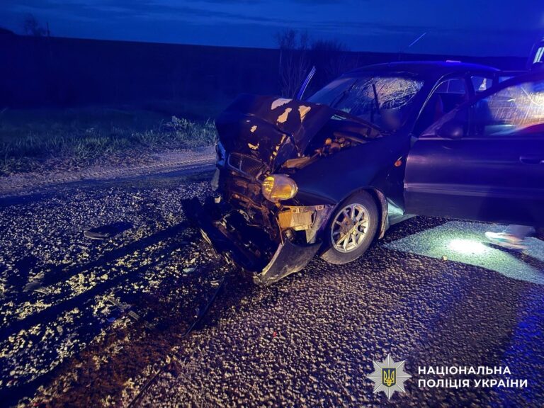 Поблизу Кропивницькому зіткнулися Lanos та Tesla