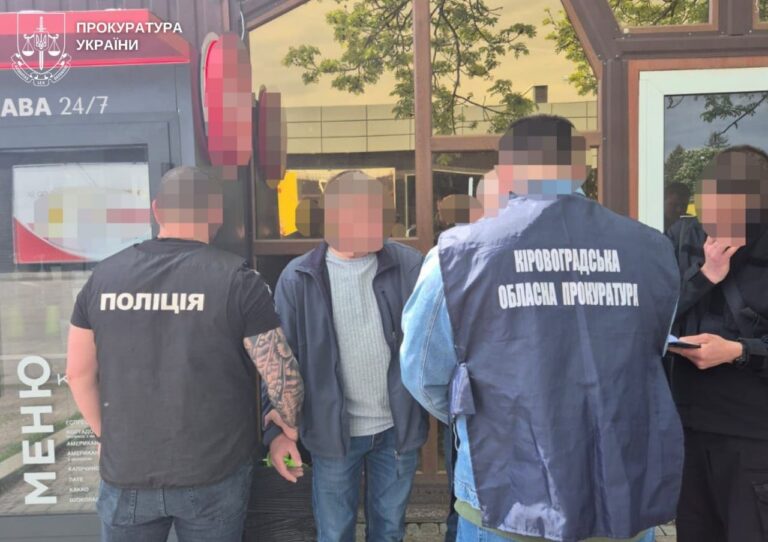 На хабарі затримали заступника міського голови на Кіровоградщині
