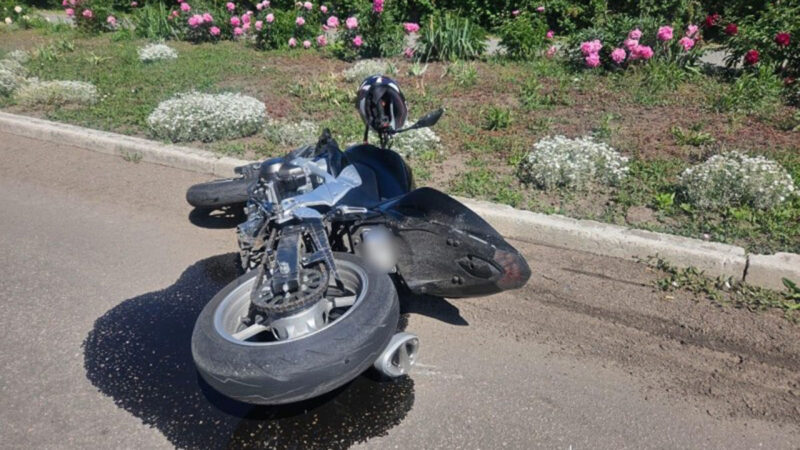 У Малій Висці неповнолітній мотоцикліст збив на смерть жінку