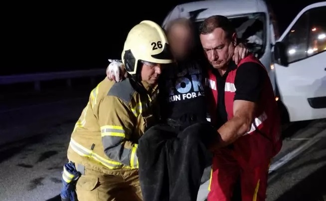Надзвичайники врятували водія з понівеченої автівки після ДТП у Благовіщенській громаді