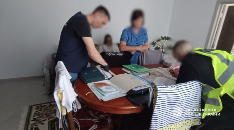 У Кропивницькому медиків та депутатку викрили на фіктивному оформленні інвалідності
