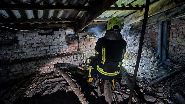 У Кропивницькому з пожежі багатоповерхівки врятували 62-річного чоловіка